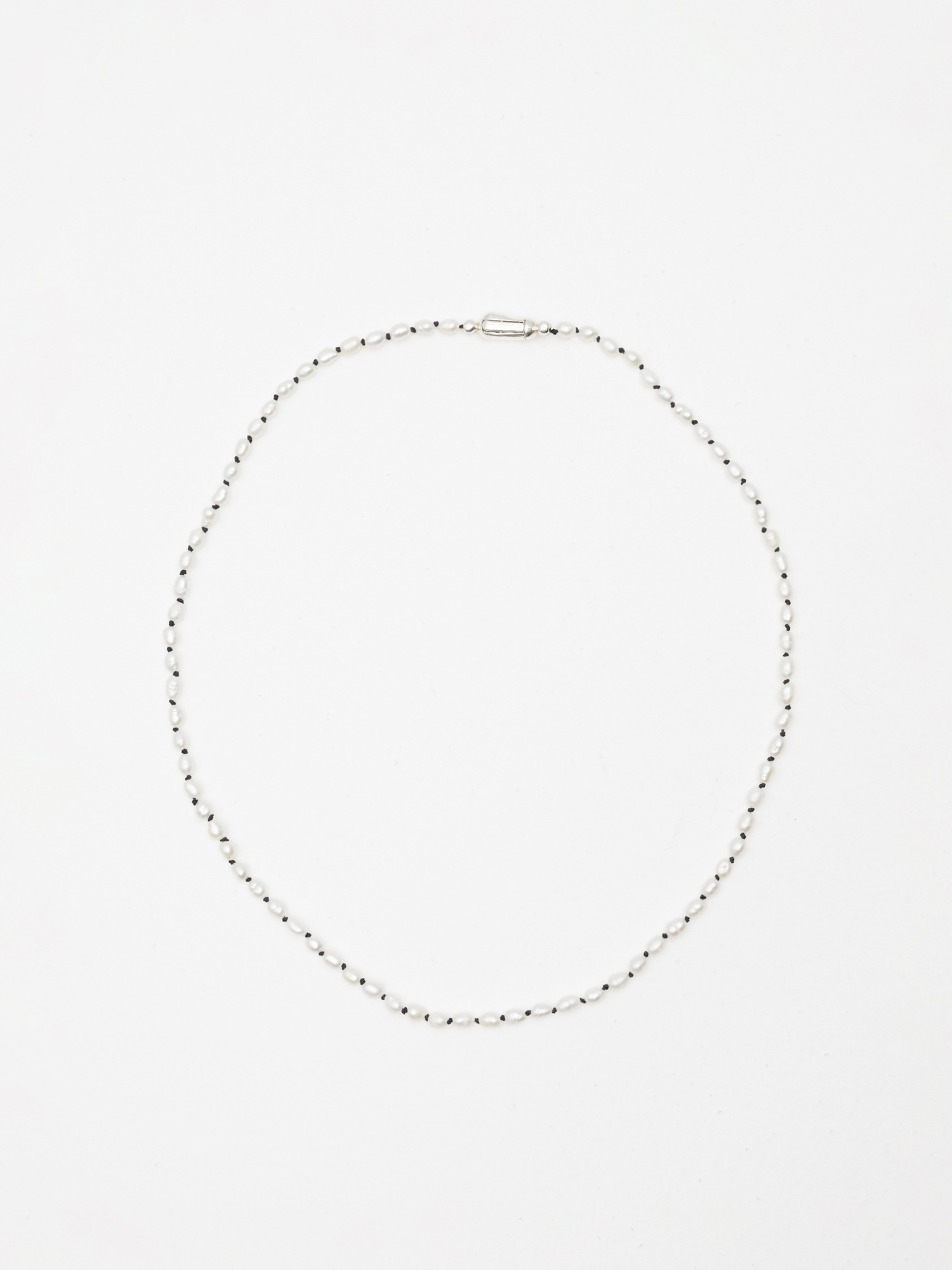 Black Knot Pearl Necklace