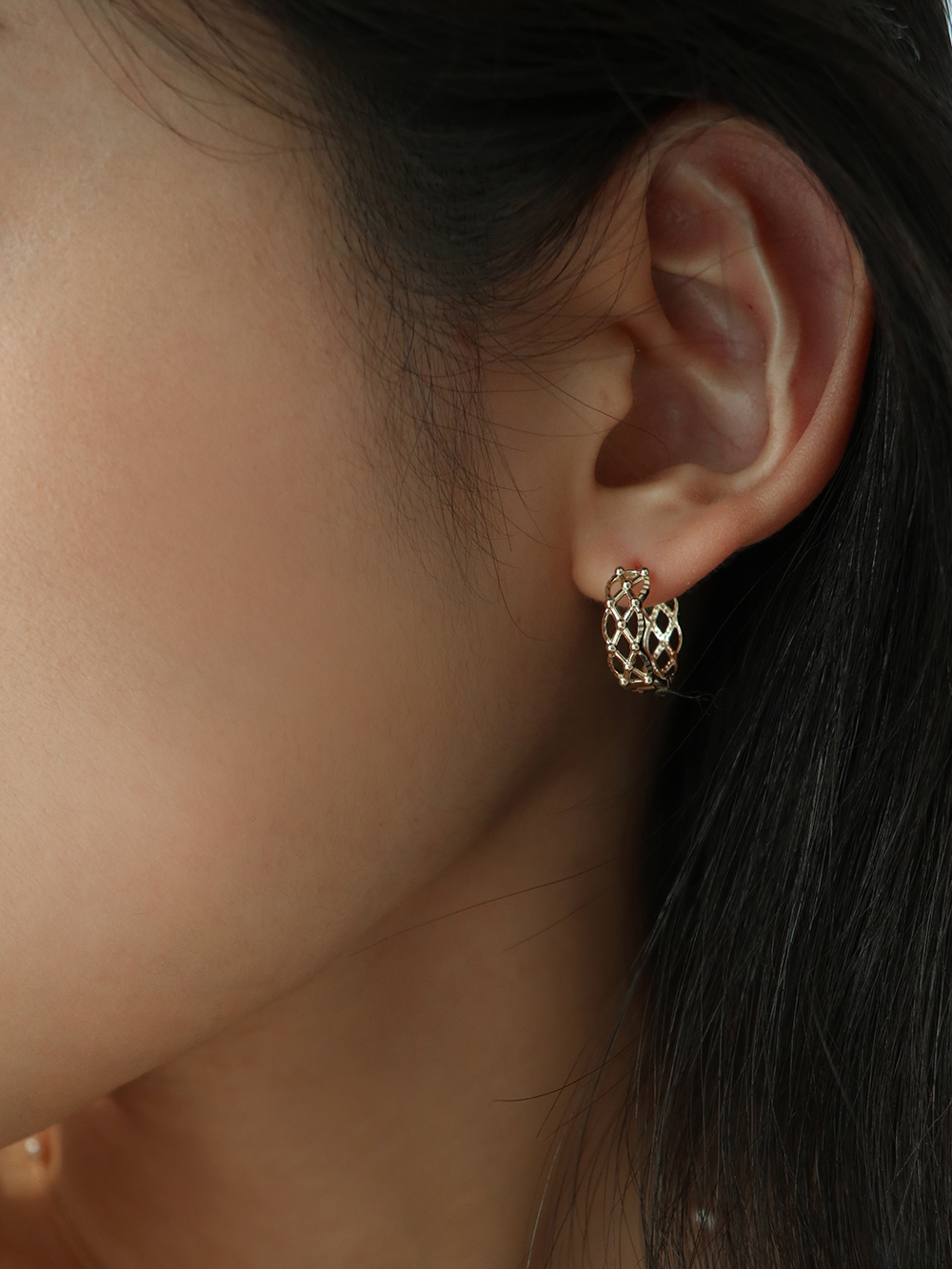 [싱글판매]14K Gold One Touch Lace Earring