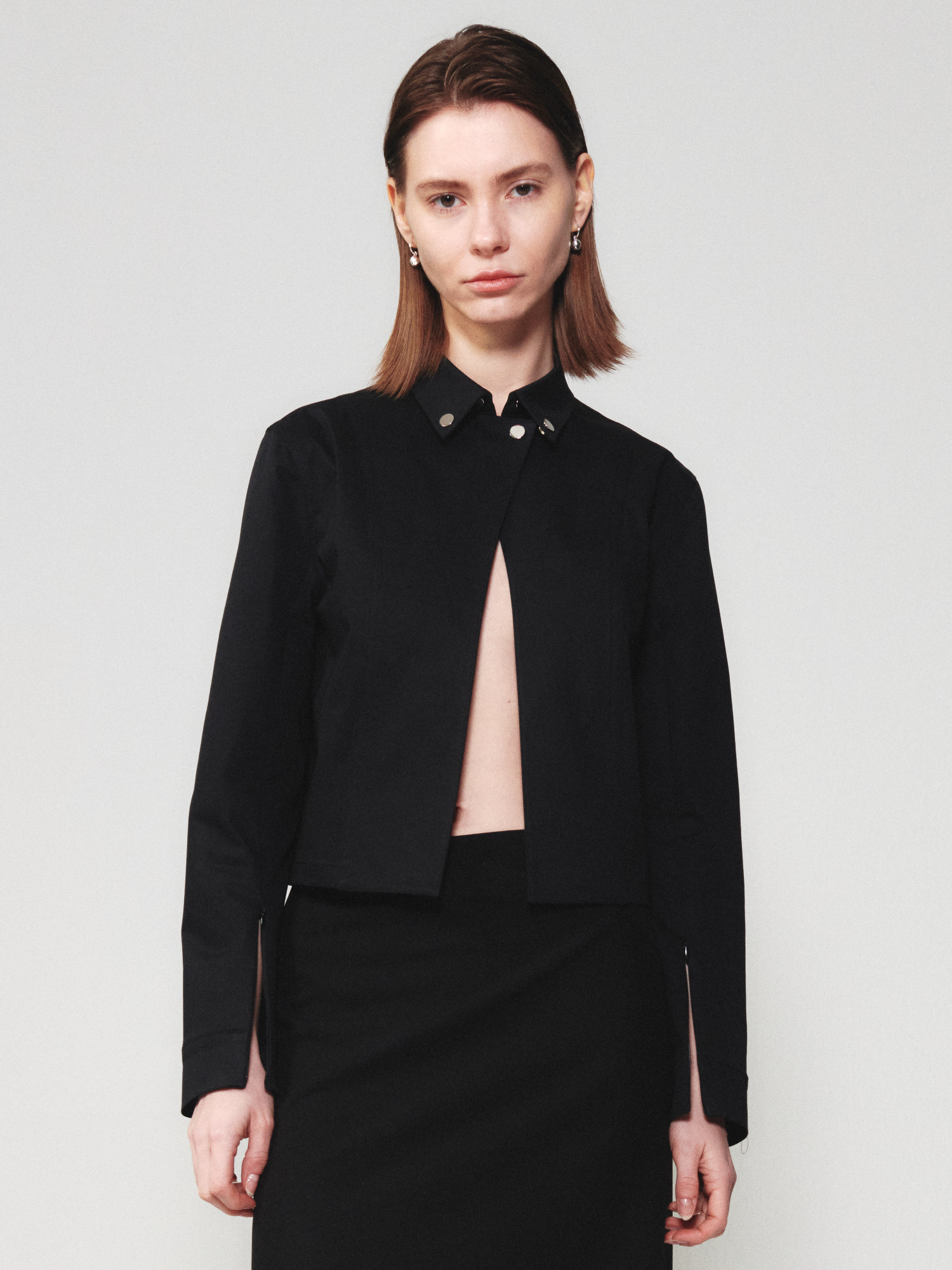 Snap Button Cropped Jacket - Black