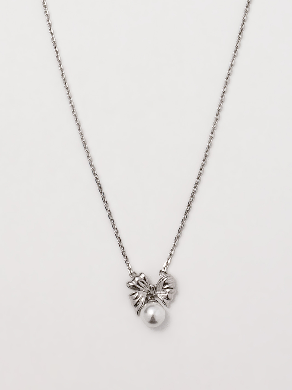 Ribbon Pearl Necklace - Silver