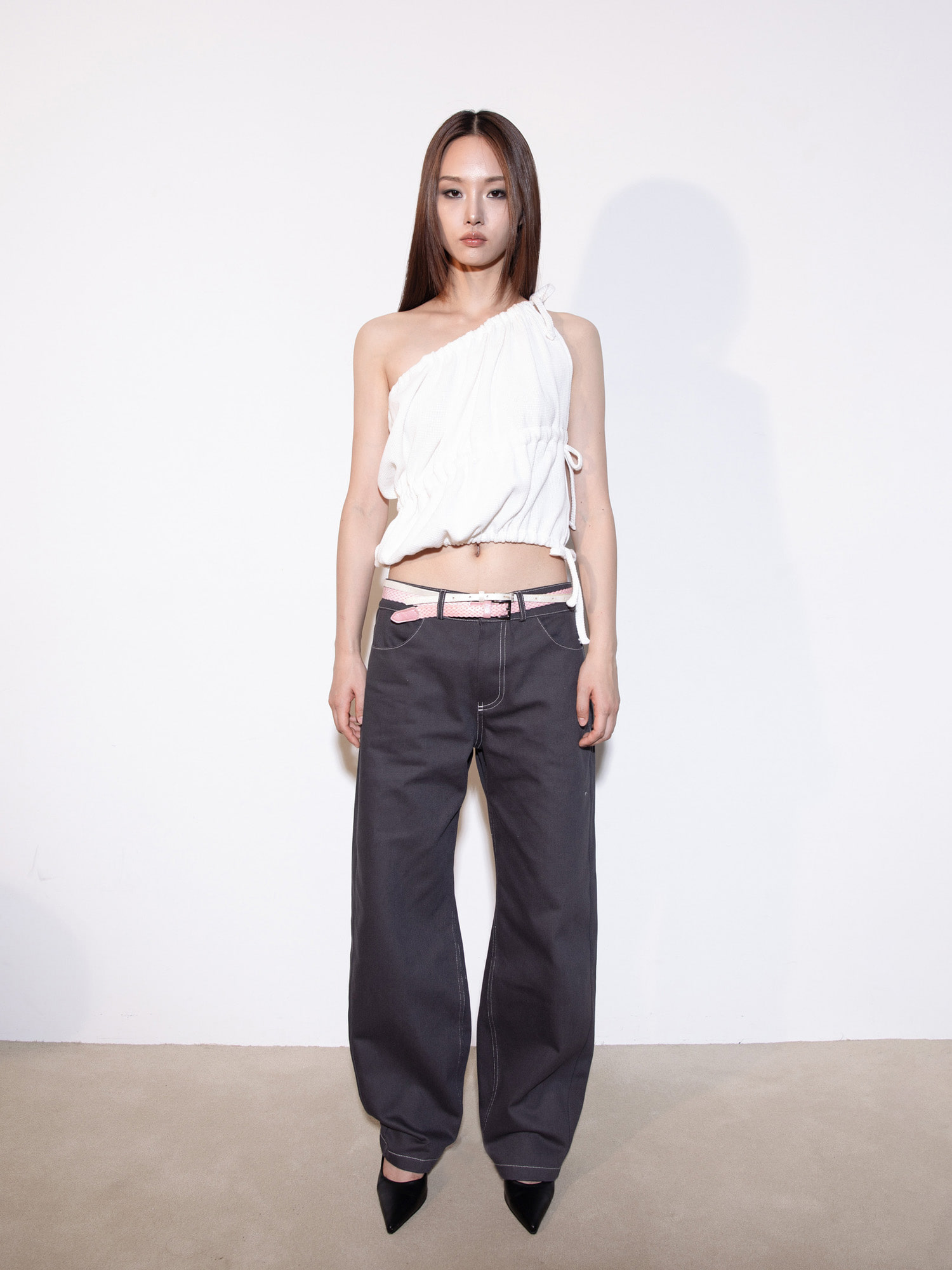 Round Low Waist Pants - Charcoal