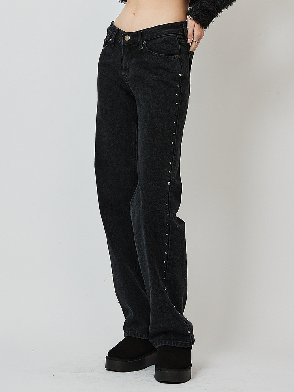 Low-Rise Stud Jeans - Black