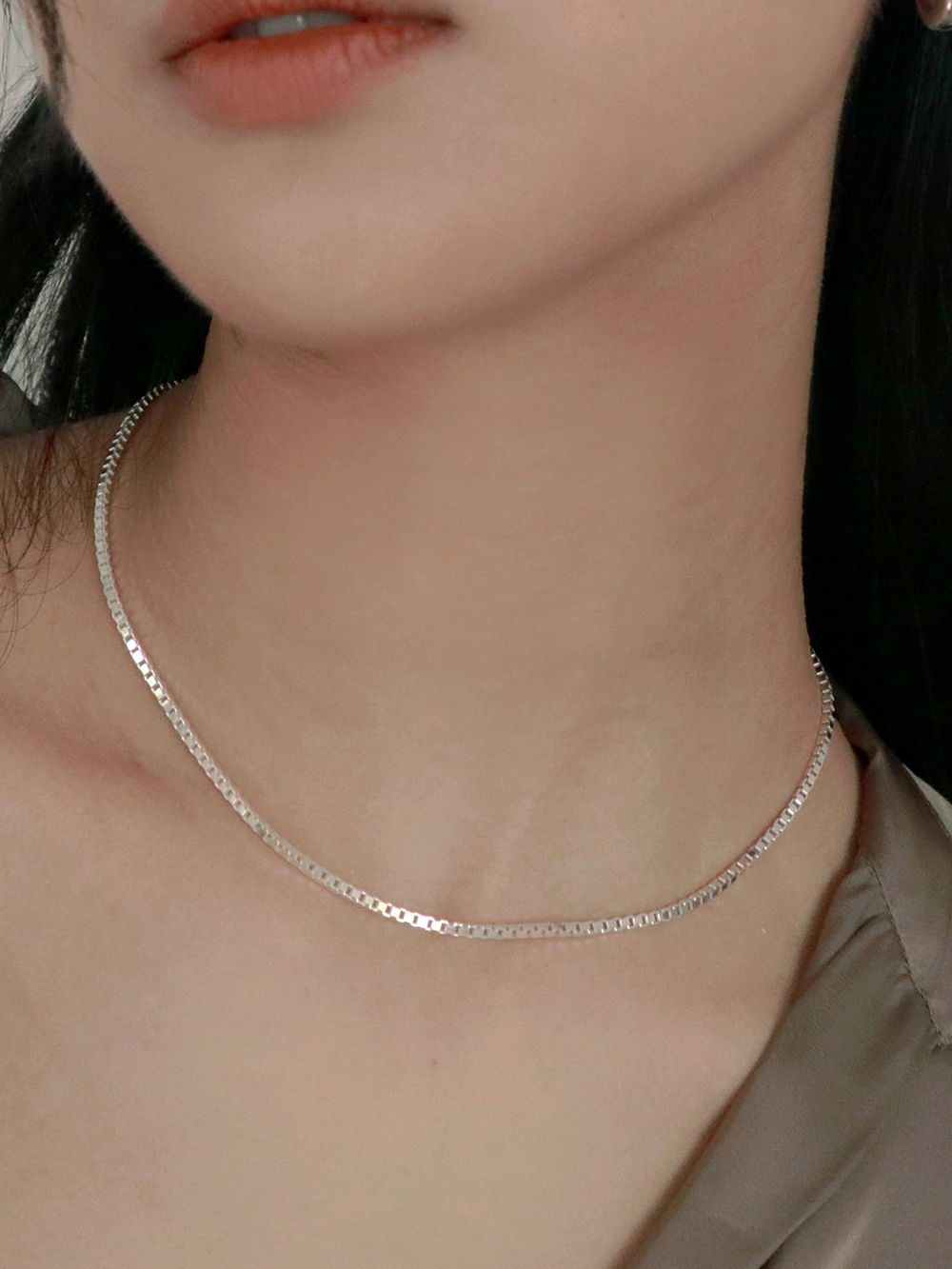 Silver Boxy Necklace