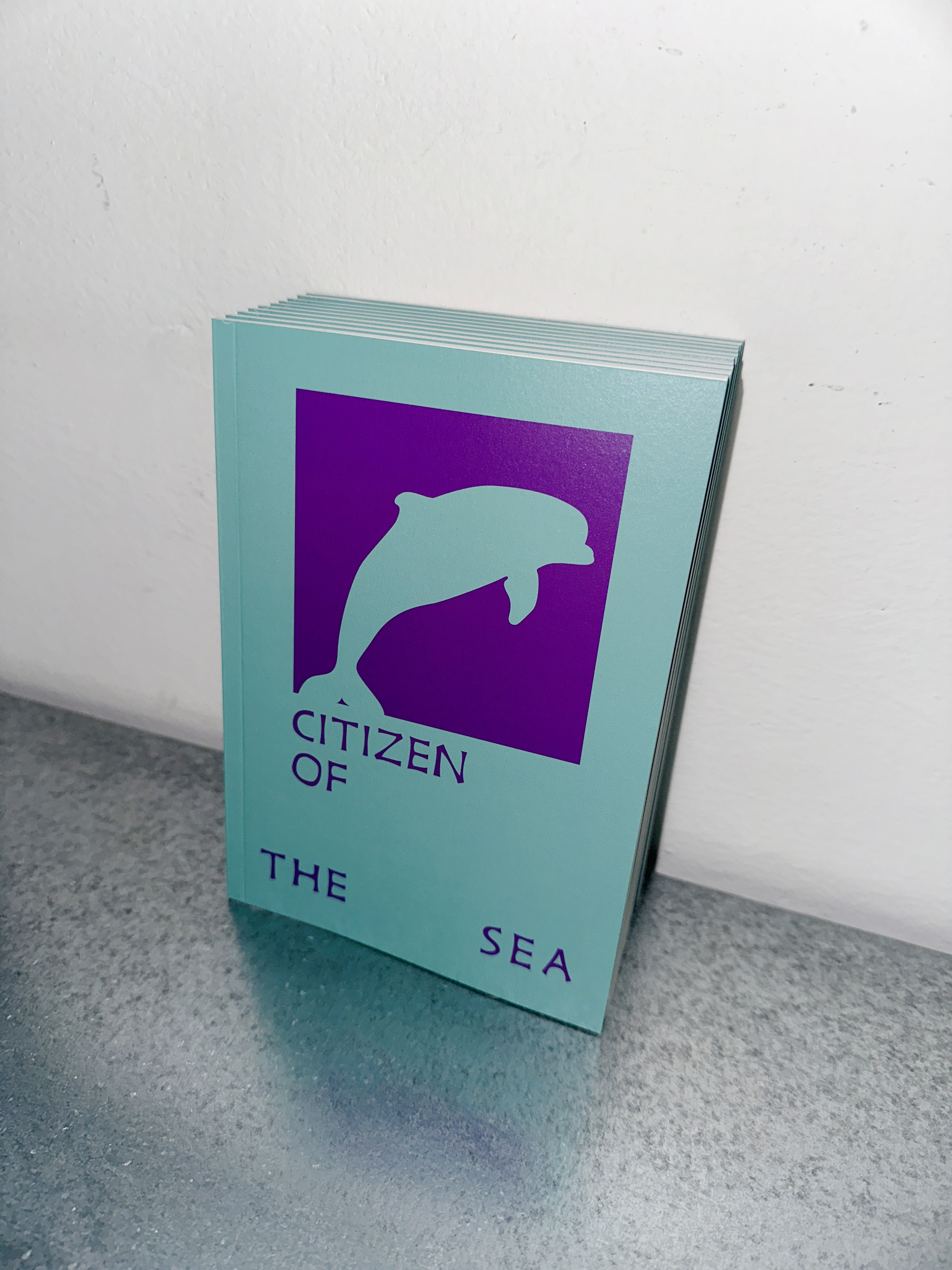 Citizen Note - Dolphin